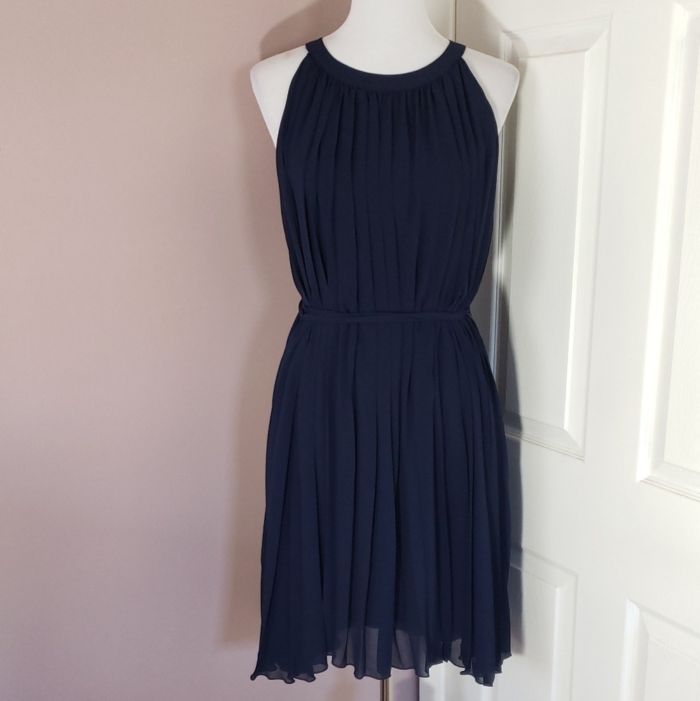 NWOT NYCO Acordian Flow dress with belt